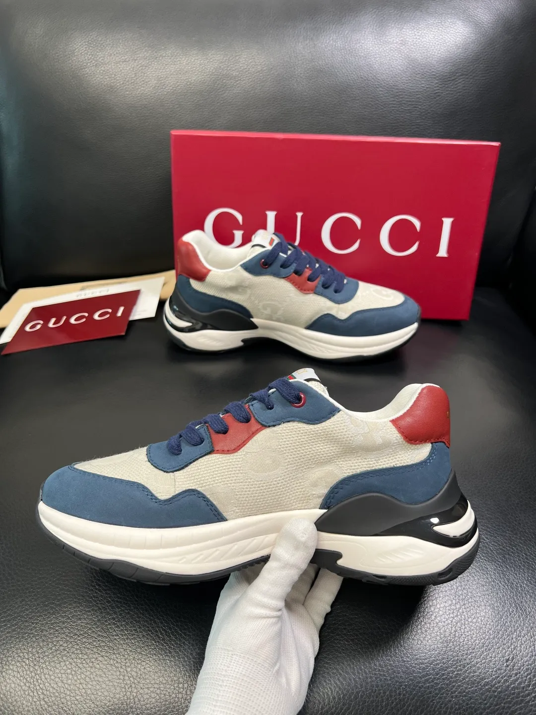 Men's shoes 💰800 Gucci top purchasing Gucci counter new model, original factory configuration imported cowhide from Italy with printed fabric, imported cowhide lining, breathable and comfortable, sole: original factory special sole is super comfortable, original factory and single goods are high quality, welcome to compare, code number 38-44 (customized 45)
